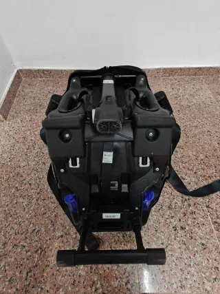 Silla coche AXKID MINIKID max 25kg a contramarcha.