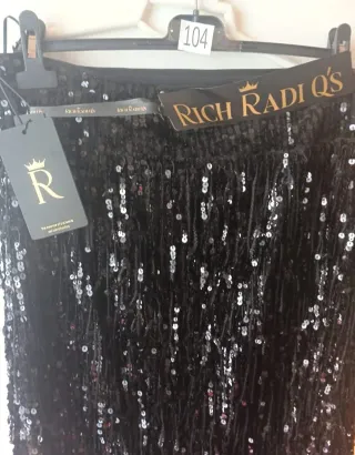 Falda RICH RADI Q'S lentejuelas flecos