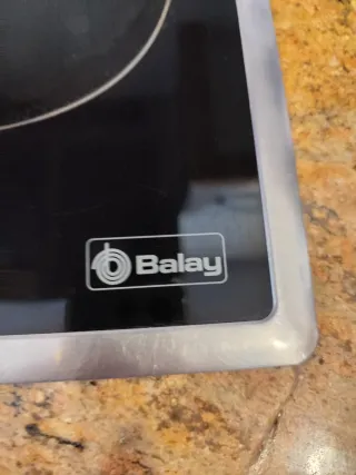 Placa Vitrocerámica Balay. Medidas 56*49