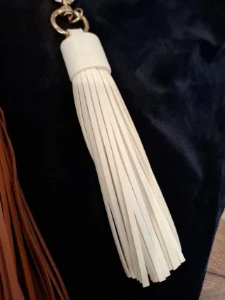 Llaveros de piel con mosquetón dorado