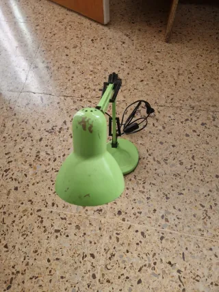 Lámpara Escritorio Verde Ajustable