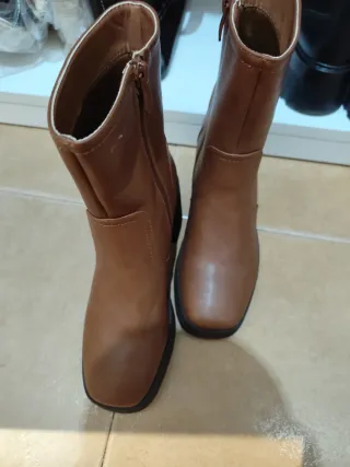 Botas marrones con tacón