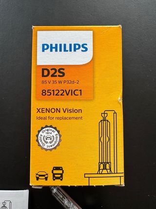 2 Bombillas Xenon Philips D2S usadas