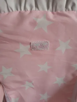 Trona de juguete para muñecas rosa