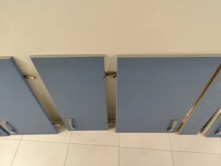 Puertas de cocina azules