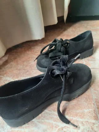 Zapatos negros niña