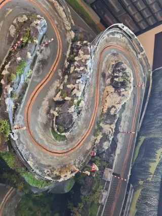 Maqueta Slot Madera Scalextric