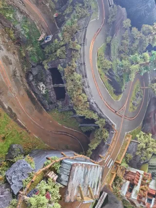 Maqueta Slot Madera Scalextric