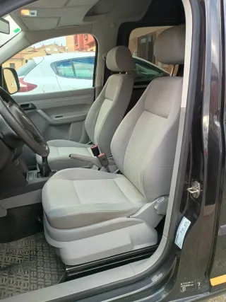 Volkswagen Caddy 2009