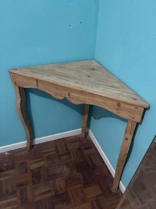 Mueble esquinero . esquinera antigua . consola .
