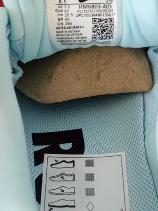 T42 - Nike Vomero 18 - glacier blue