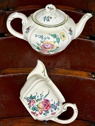 Villeroy Boch Tetera y lechera porcelana
