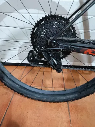 Bicicleta Montaña 29 Scott Scale carbono