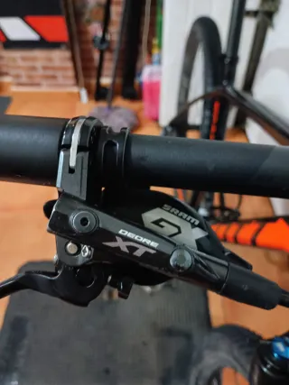 Bicicleta Montaña 29 Scott Scale carbono