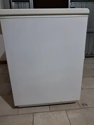 Congelatore bianco