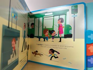 +2 NUEVO Libro infantil animado. Los vehículos