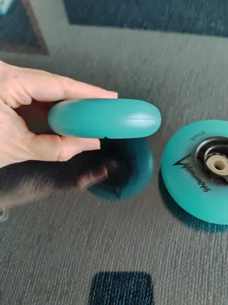 Ruedas patines SIN ESTRENAR Luminous 80mm 85A