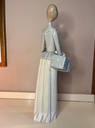 “Modista” de Porcelana de Lladró