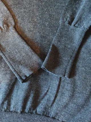 Maglioncino Uniqlo Grigio V-Neck