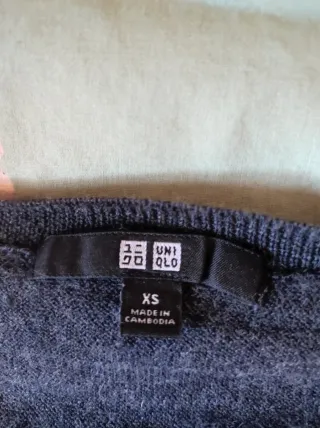 Maglioncino Uniqlo Grigio V-Neck