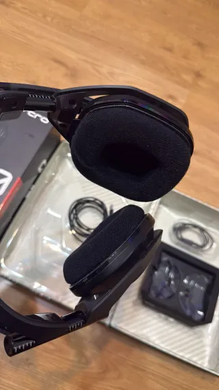 Auriculares Astro A50 + Base Station