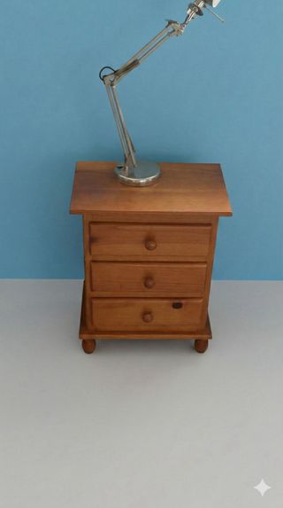 Mesita de noche de madera