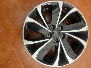 Llantas Mazda CX5 2025