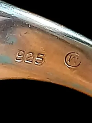 Anillo Calavera Plata 925 Zafiros 12.7gr