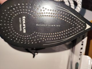 Plancha de viaje Taurus 1150W