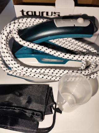 Plancha de viaje Taurus 1150W