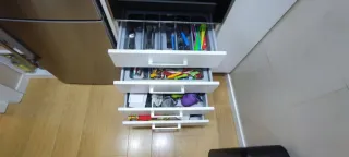 Muebles de Cocina con tiradores de metal