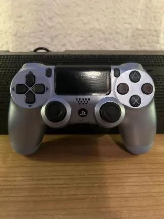 Mando PS4 (PlayStation 4) plateado