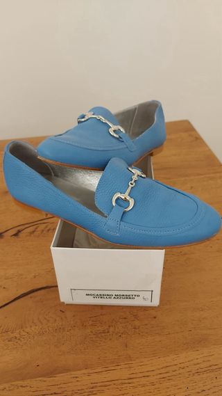 Mocassini in vitello azzurri con fibbia