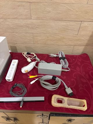 Consola Nintendo Wii + Juegos y Accesorios