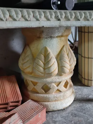 Banco de jardín de piedra arena