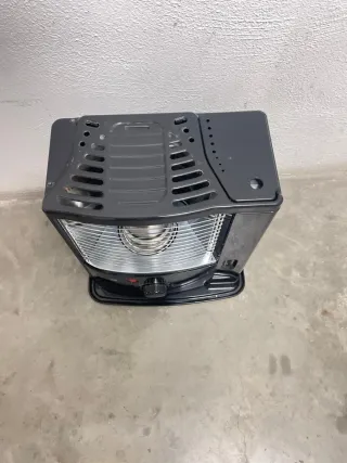 Estufa de parafina marca Zibro