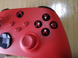 Mando Xbox Series X Rojo