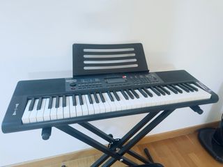 Piano Rockjam con soporte y banqueta