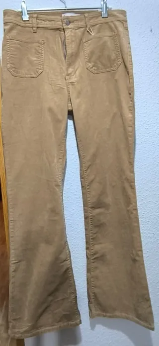 Pantalón pana Mango pata elefante a estrenar.