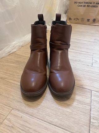 Botines marrones