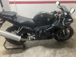 Yamaha YZF R6 2008 Negra
