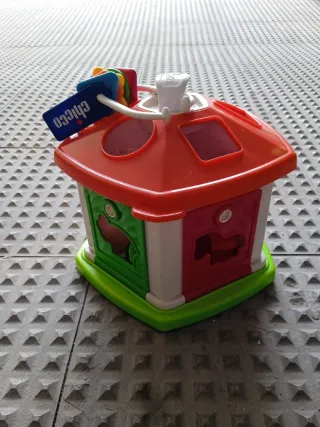 Casa de clasificación de formas para bebés