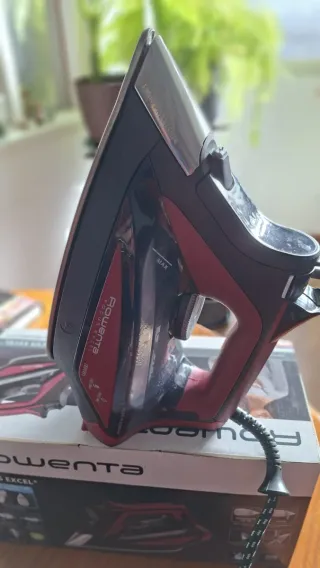 Plancha de Vapor Rowenta Focus Excel