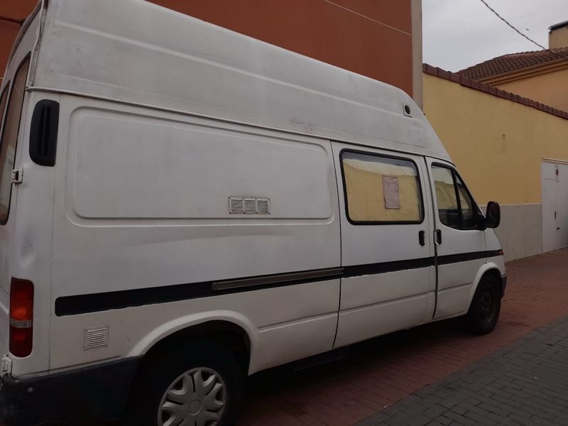Ford Transit 2.5TD Camperizada homologada - foto 1