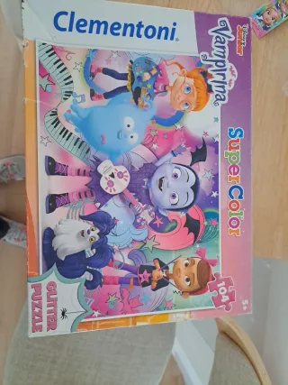Puzzle Clementoni Vampirina 104 piezas