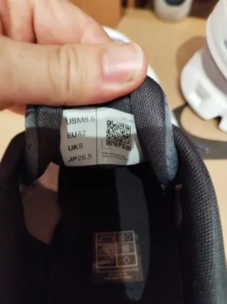 Zapatillas On Running Cloud 5 Push Gris/Blanco Tal