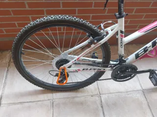 Bicicleta BH M10 Blanca y Rosa