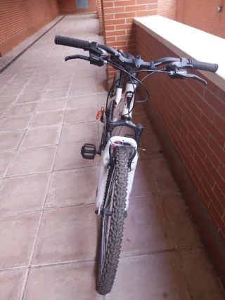 Bicicleta BH M10 Blanca y Rosa