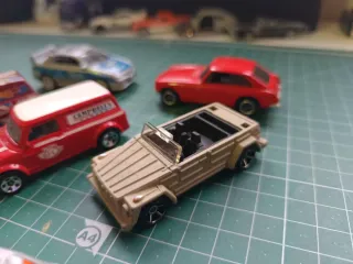 Set di 6 Auto Hot Wheels e Matchbox