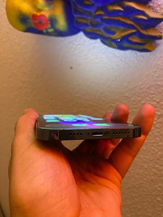 iPhone 12 Pro Max 93% Batería